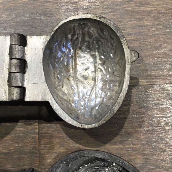 Pair of vintage molds for candy soap, or ice cream - Picture 4 of 7